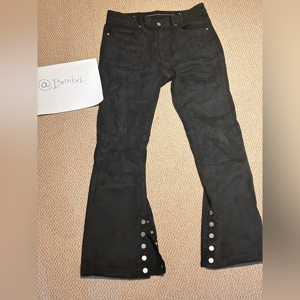 TOO BIG BRAND NEW FIRST ROW FLARED JEANS